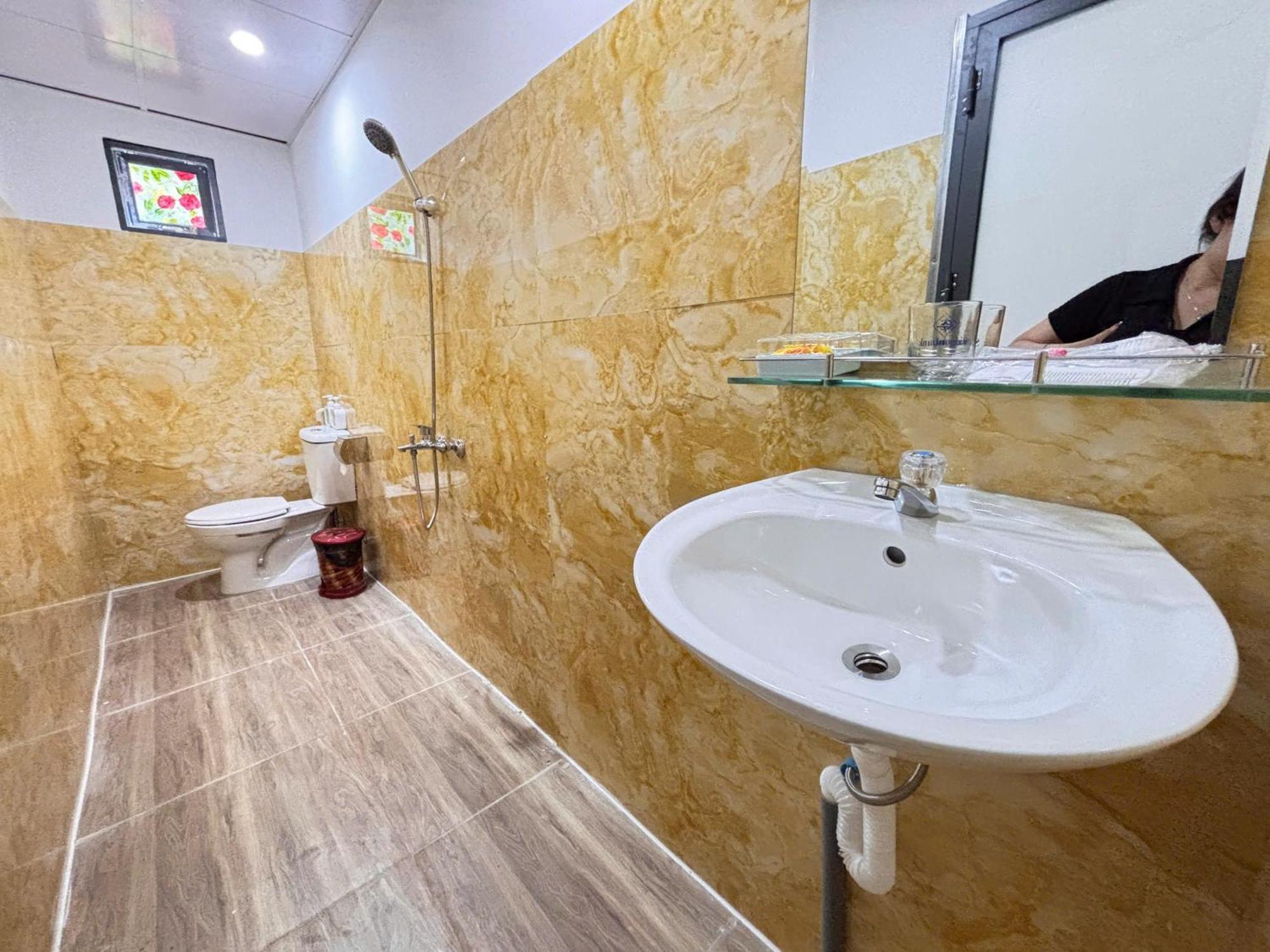 Hue Lotus Homestay Eksteriør billede